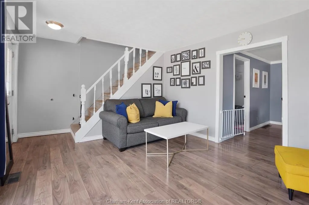 252 Selkirk STREET