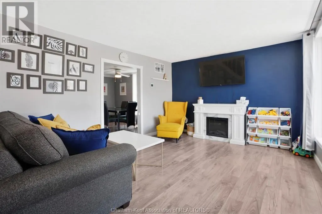 252 Selkirk STREET
