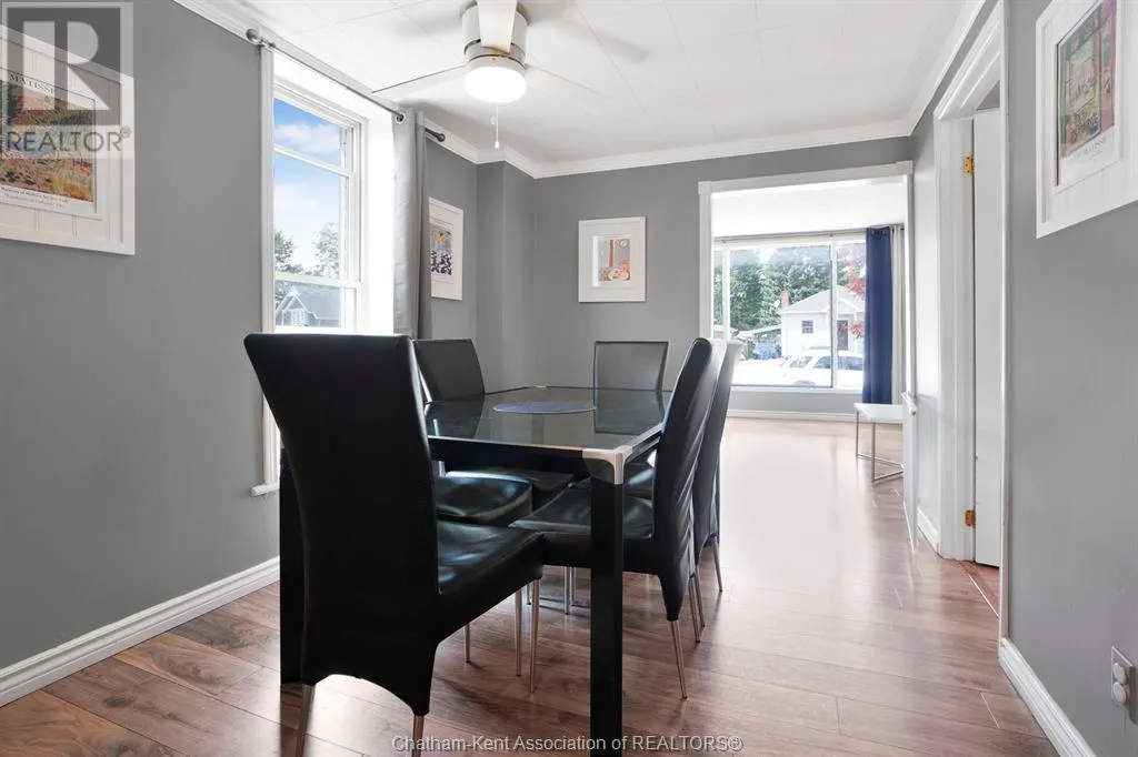 252 Selkirk STREET