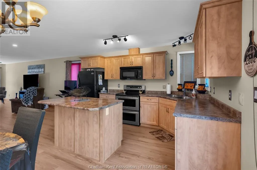 44 Regal DRIVE