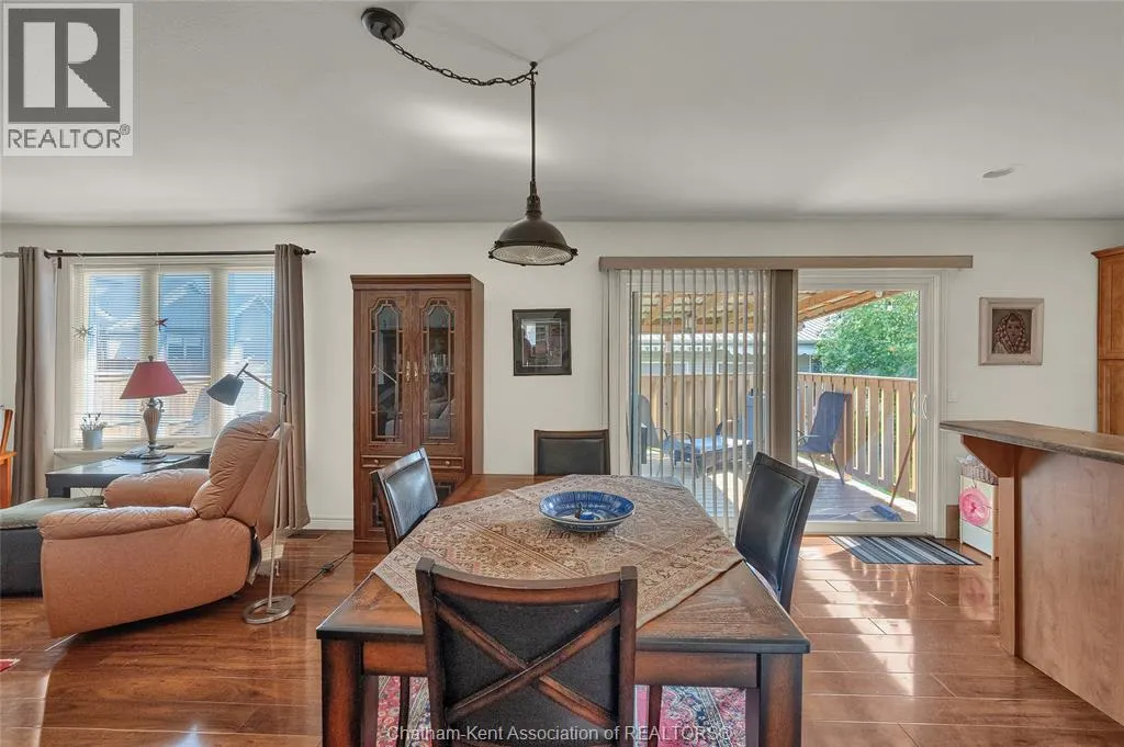 3 Schooner COURT