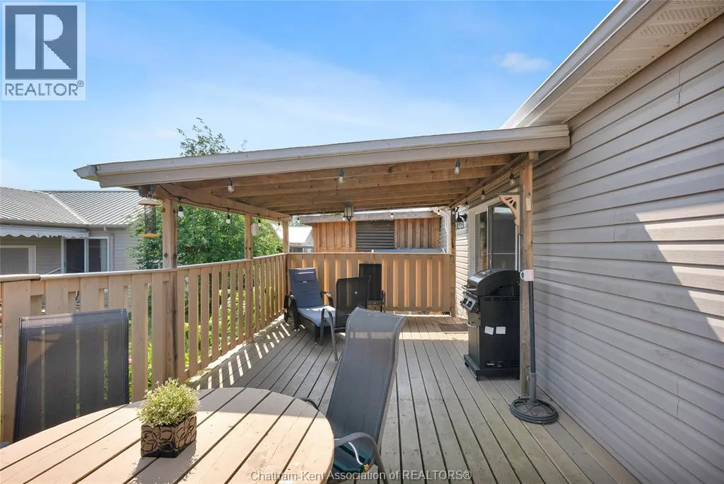 3 Schooner COURT
