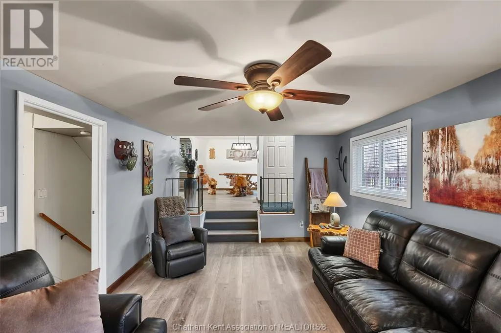 12 DONALDA DRIVE