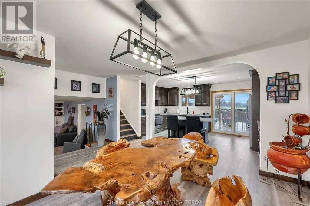 12 DONALDA DRIVE