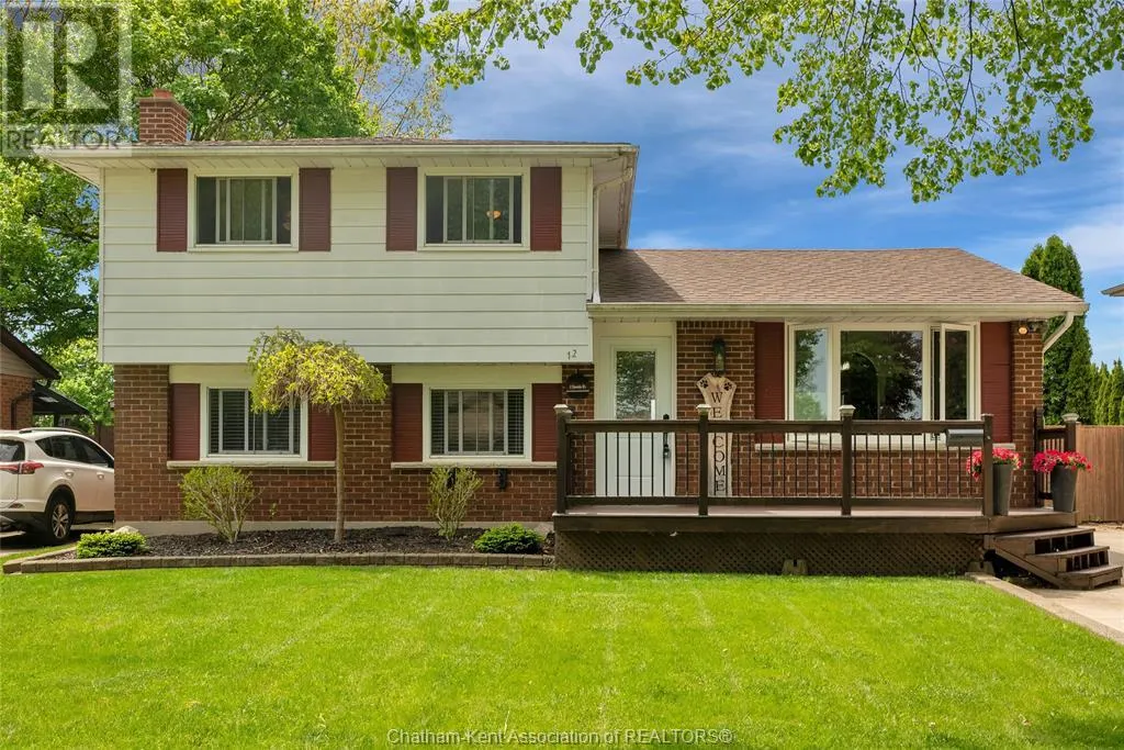 12 DONALDA DRIVE