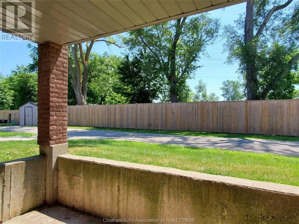 12 Montgomery DRIVE Unit# B106