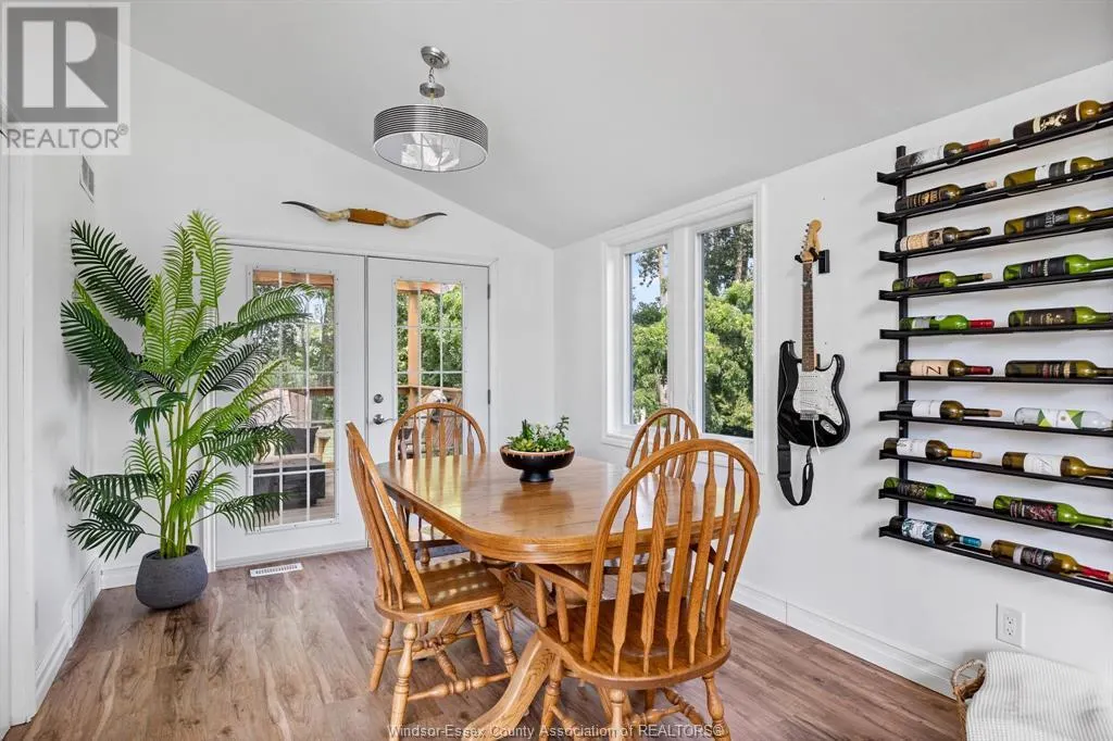 472 LAKEWOOD DRIVE