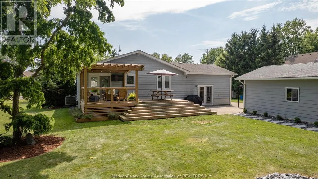 472 LAKEWOOD DRIVE