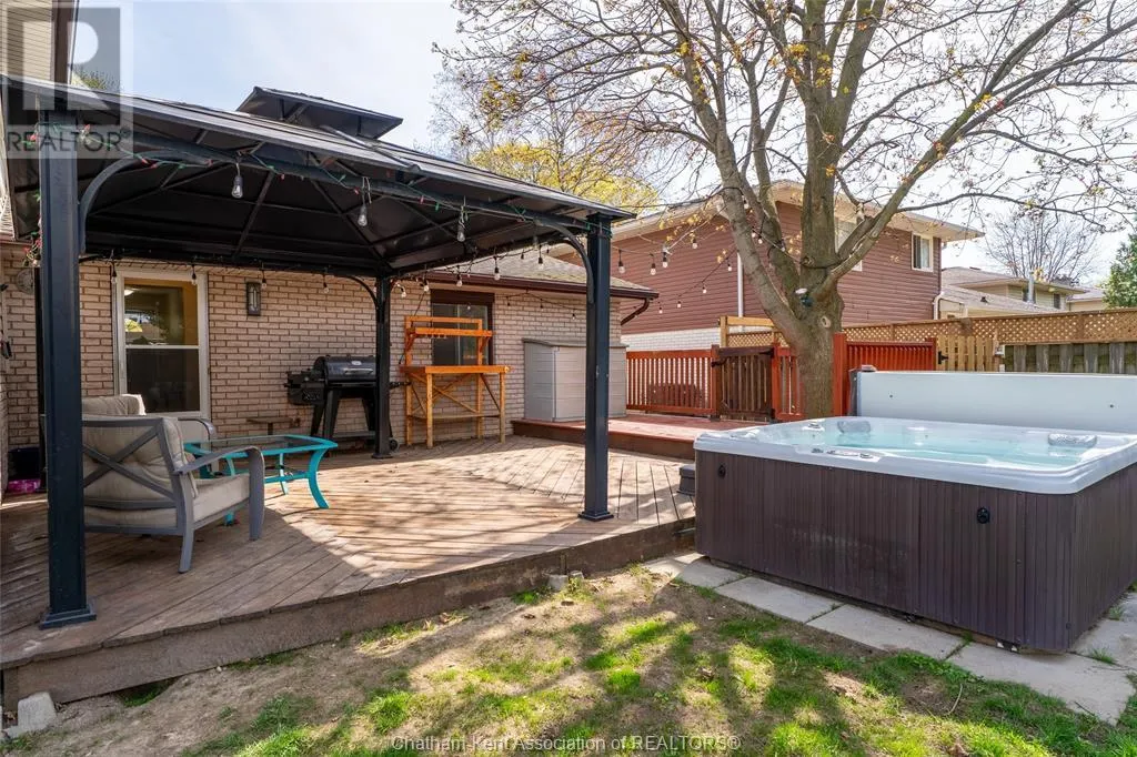 12 Sioux DRIVE
