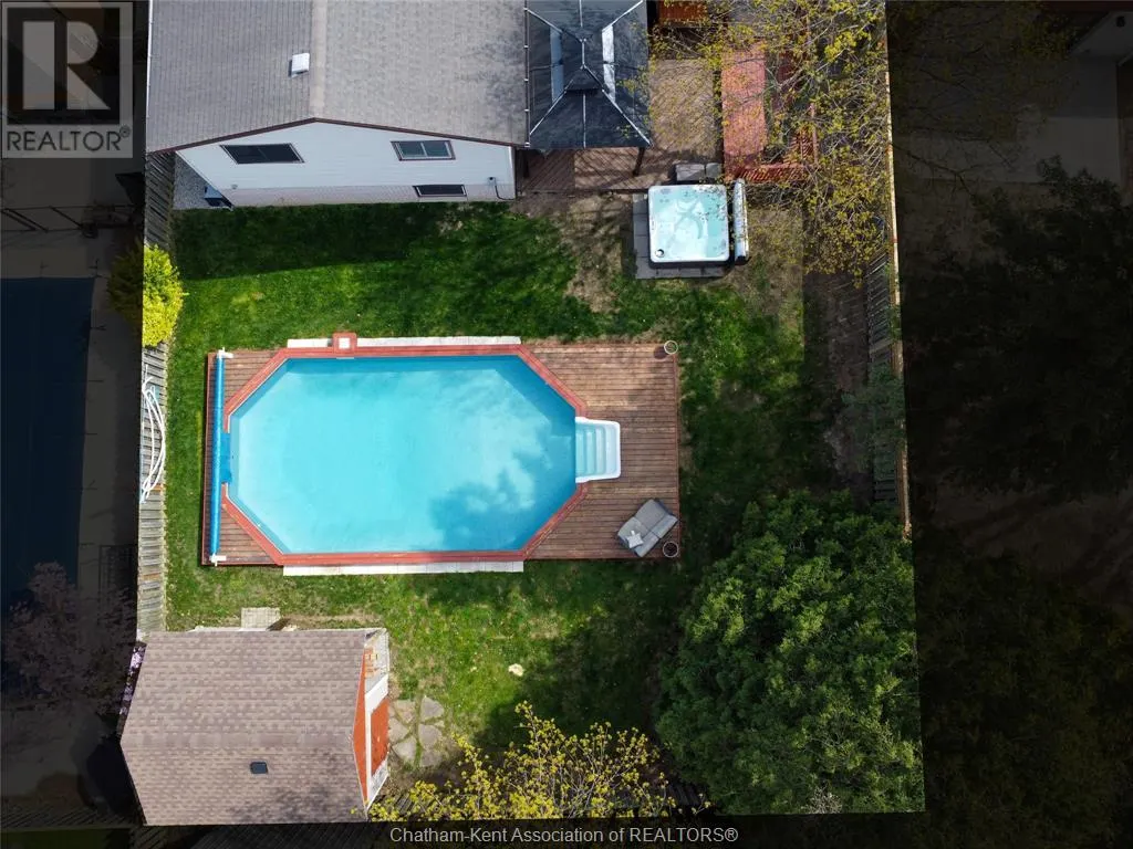 12 Sioux DRIVE