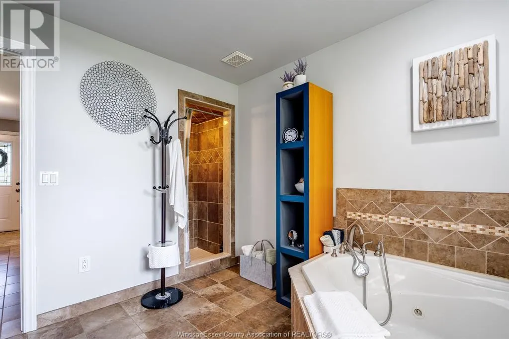 4558 TALBOT TRAIL