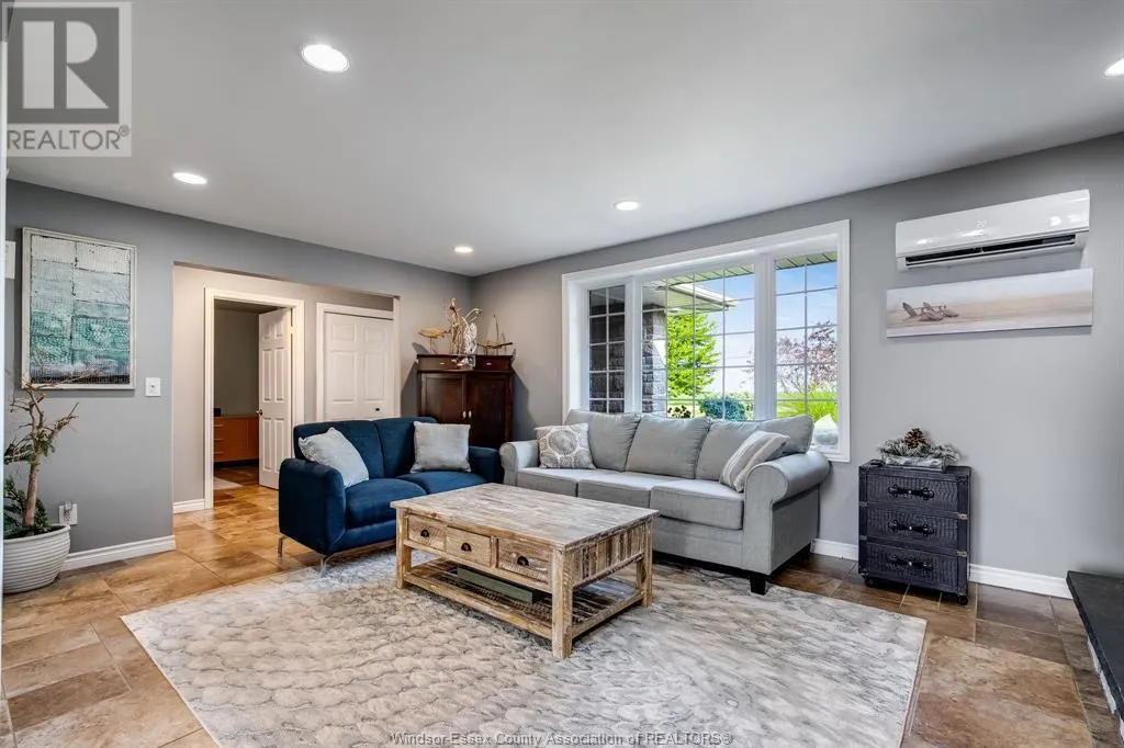 4558 TALBOT TRAIL