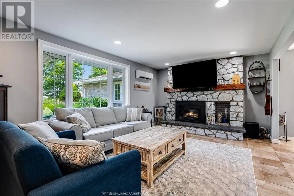 4558 TALBOT TRAIL
