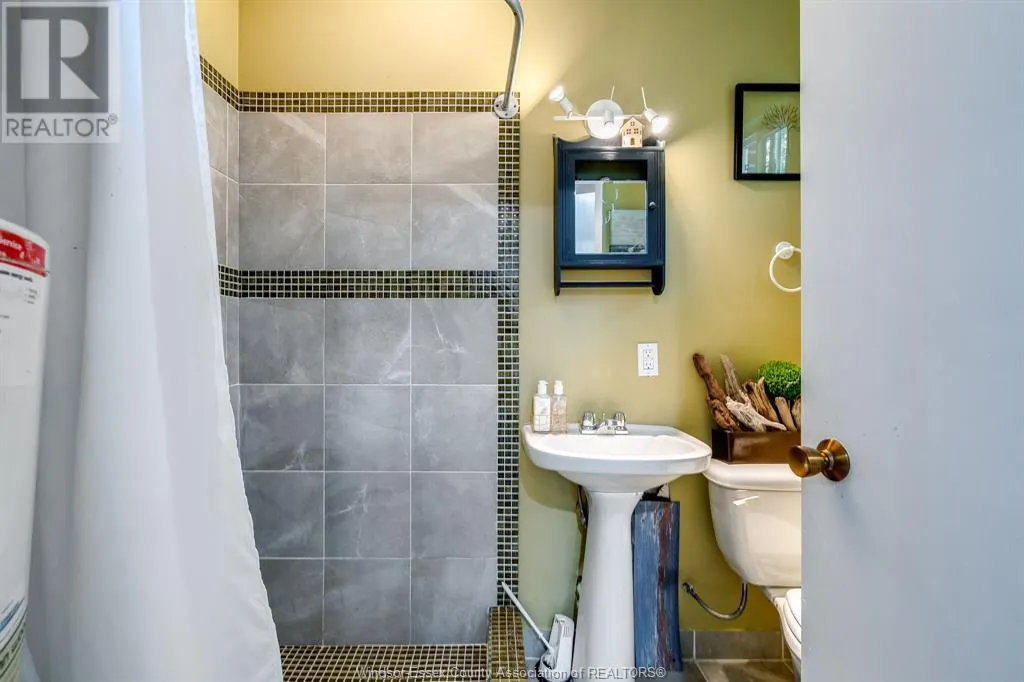 4558 TALBOT TRAIL