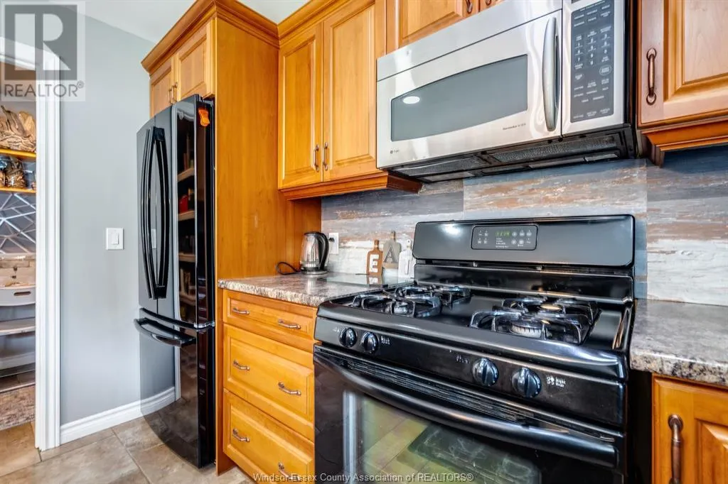 4558 TALBOT TRAIL