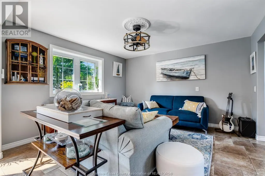4558 TALBOT TRAIL