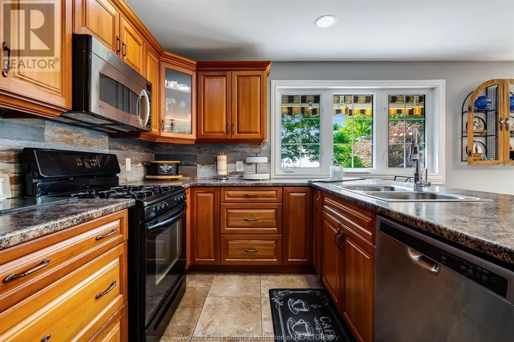 4558 TALBOT TRAIL