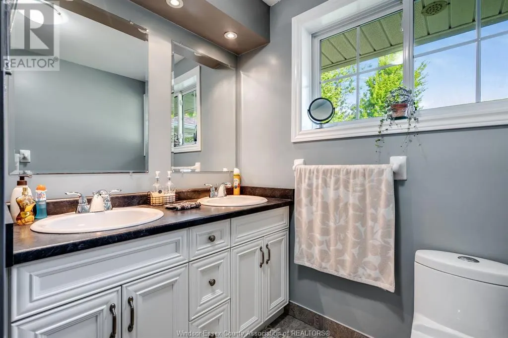 4558 TALBOT TRAIL