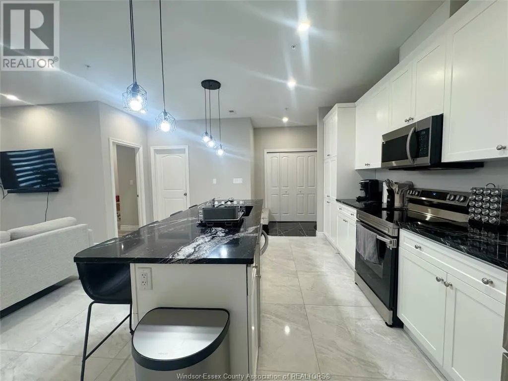 1888 WESTVIEW Unit# 313