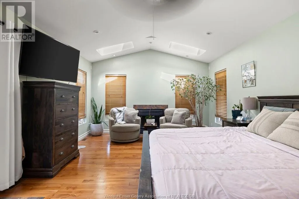 258 ARLINGTON