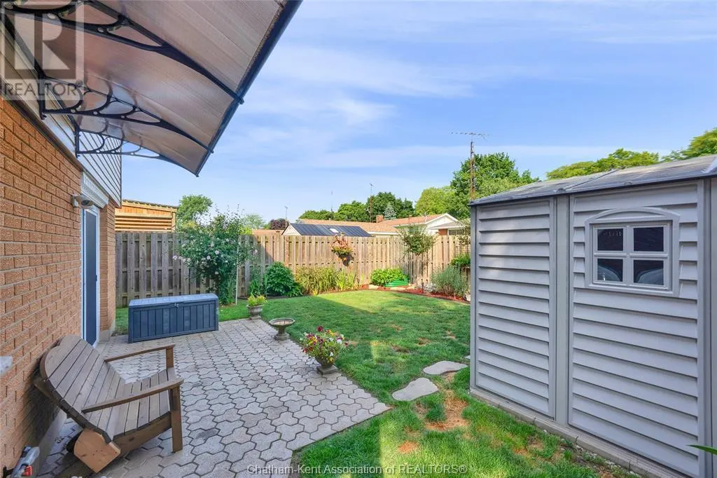 110 GLENGARRY CRESCENT