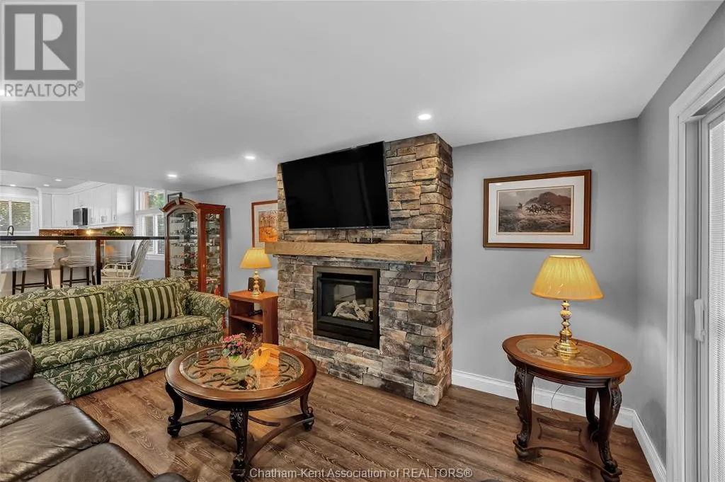 110 GLENGARRY CRESCENT