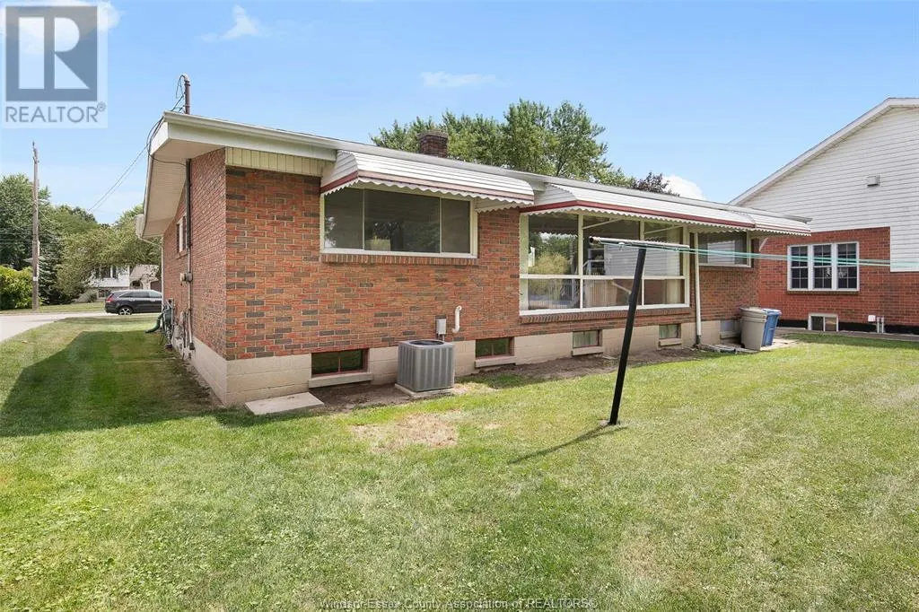841 Lacasse
