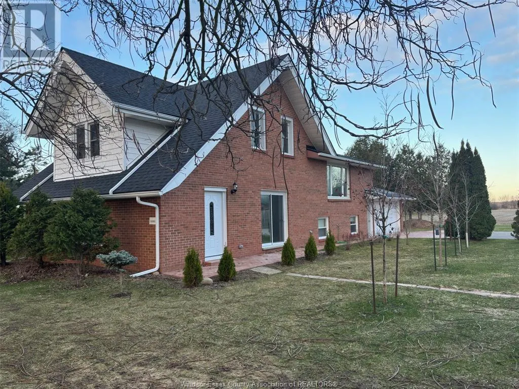 1695 DIVISION ROAD North
