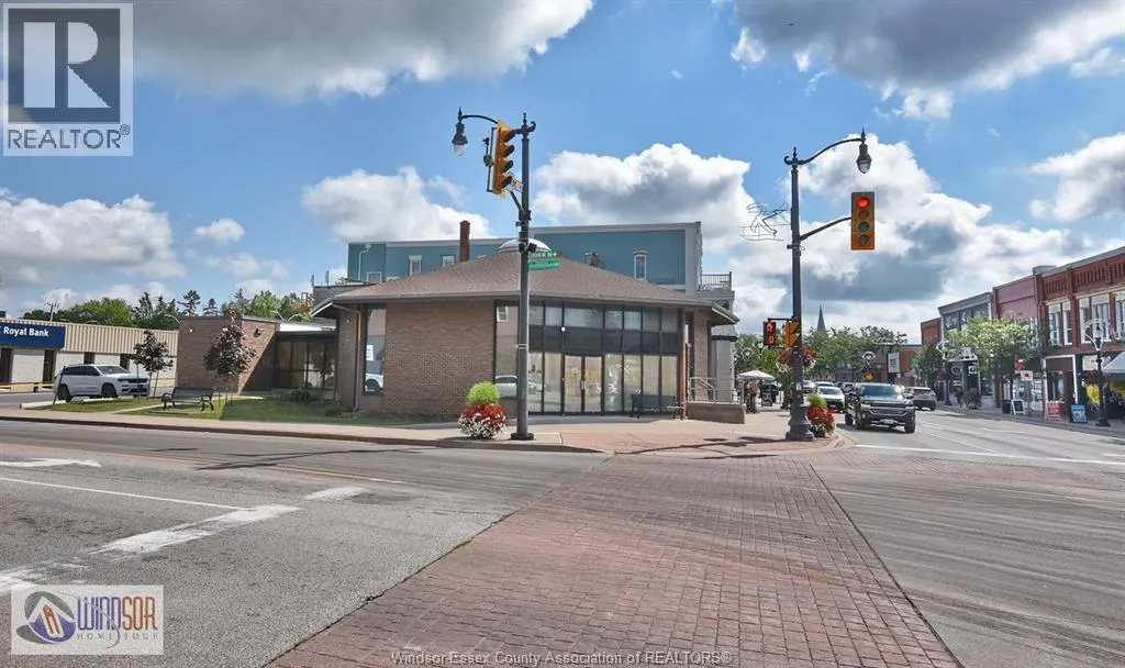 2 MAIN STREET East
