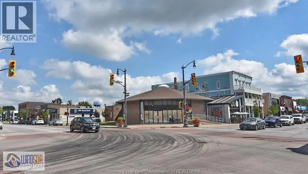 2 MAIN STREET East