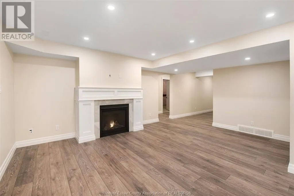 53 BELLEVIEW