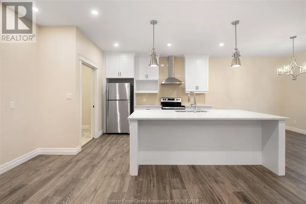 53 BELLEVIEW