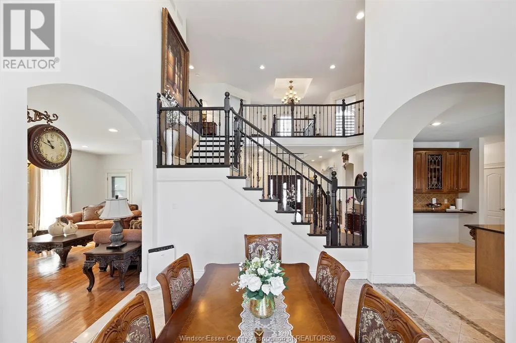 1042 HUNTINGTON BOULEVARD