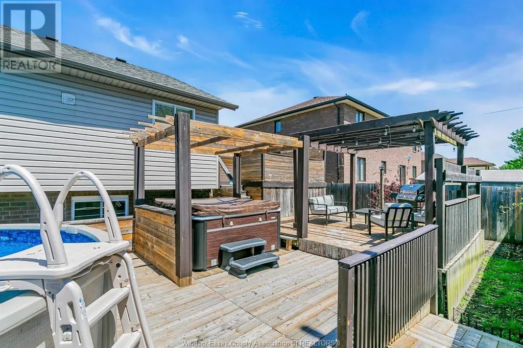 200 RIVERVIEW AVENUE