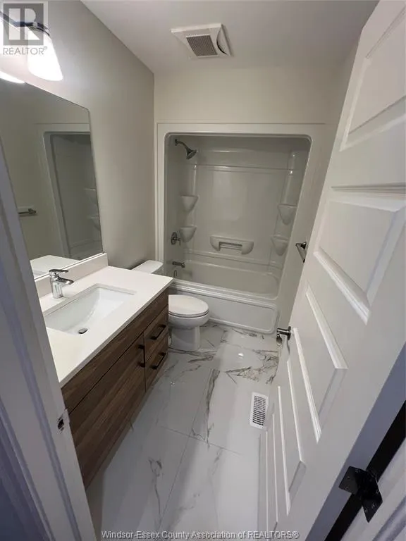 741 BROWNSTONE