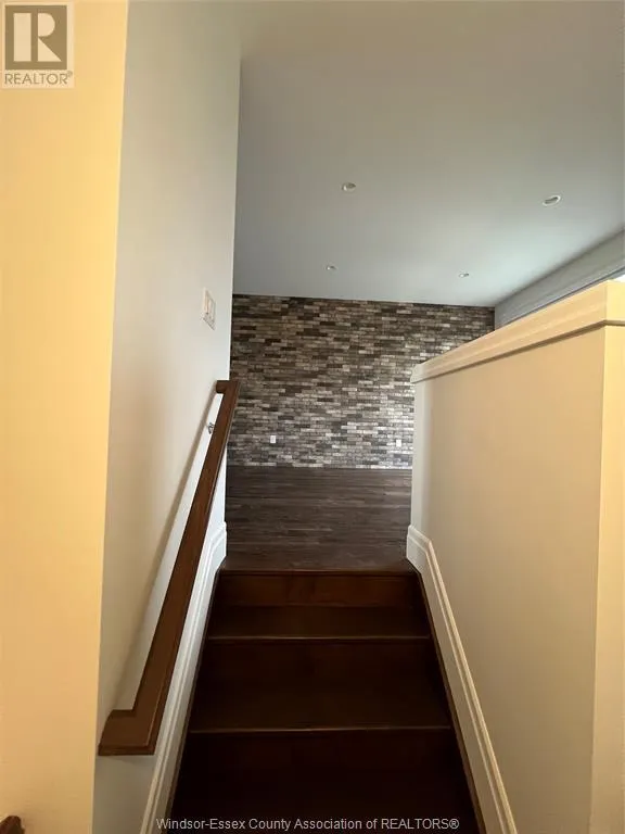 741 BROWNSTONE