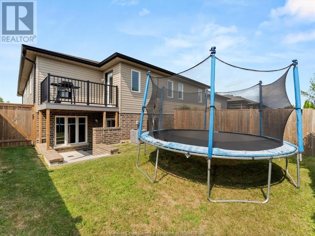 21 WOODLAND