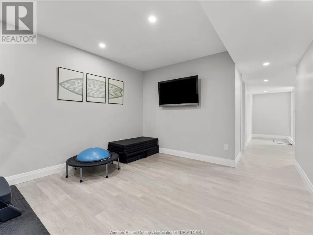 21 WOODLAND