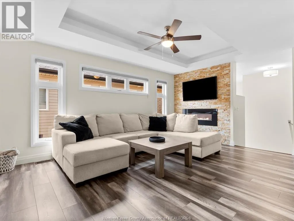 21 WOODLAND