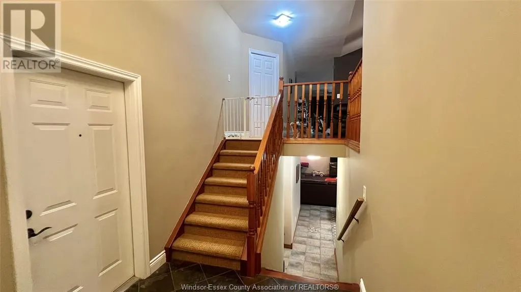 435 MENARD LANE