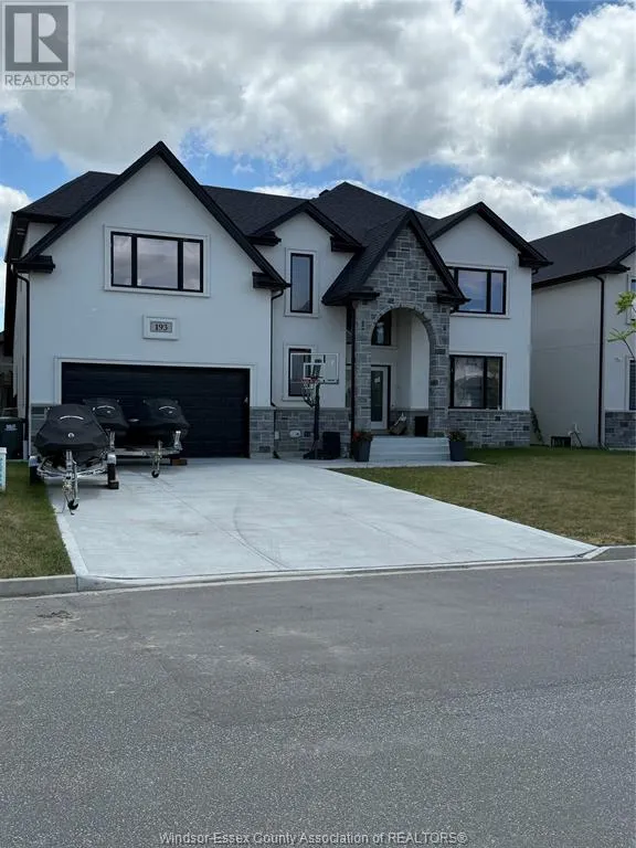 193 WHELAN AVENUE