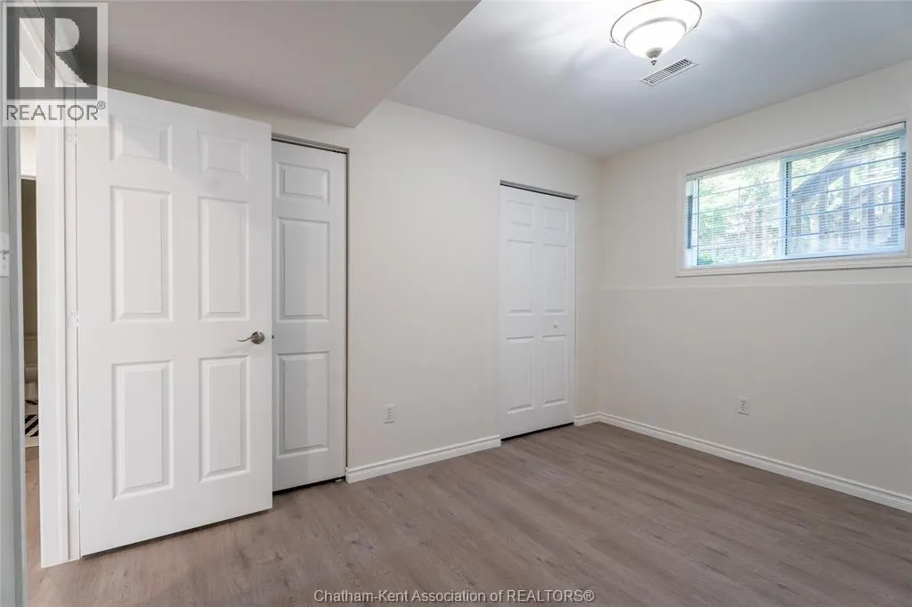 29 LaRose CRESCENT