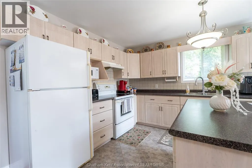 29 LaRose CRESCENT