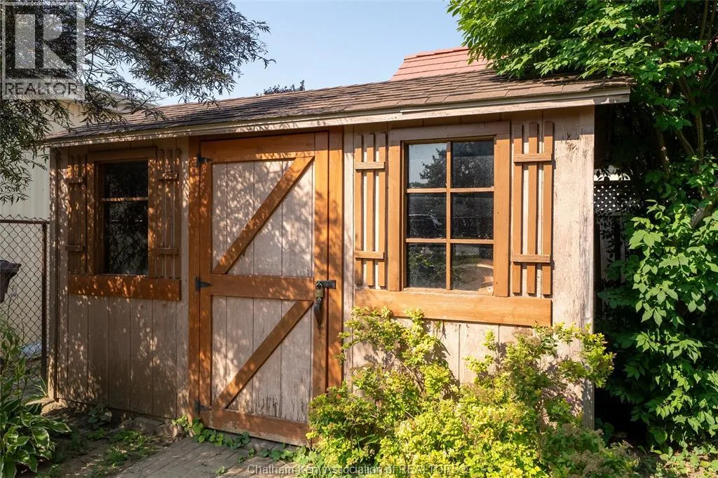 29 LaRose CRESCENT