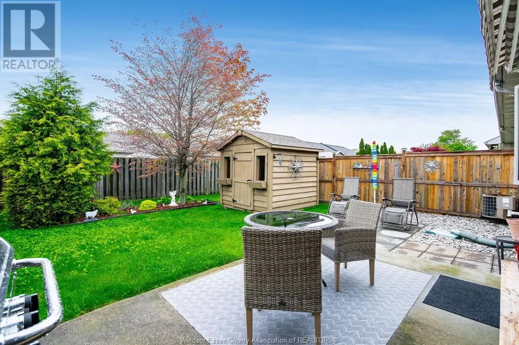 12 LEONARD DRIVE