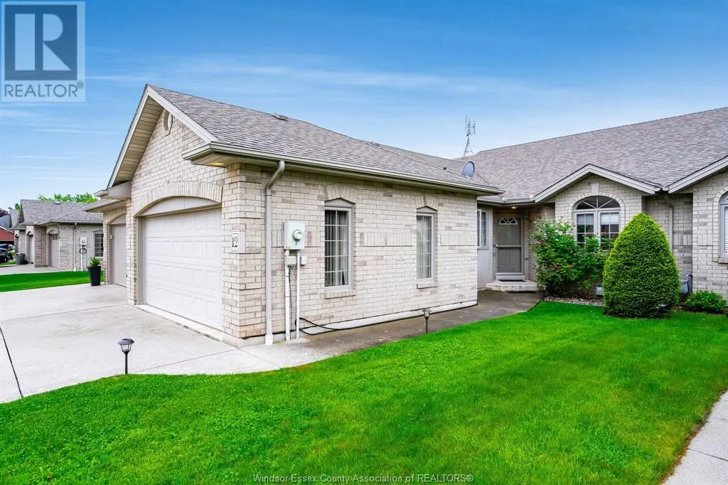 12 LEONARD DRIVE