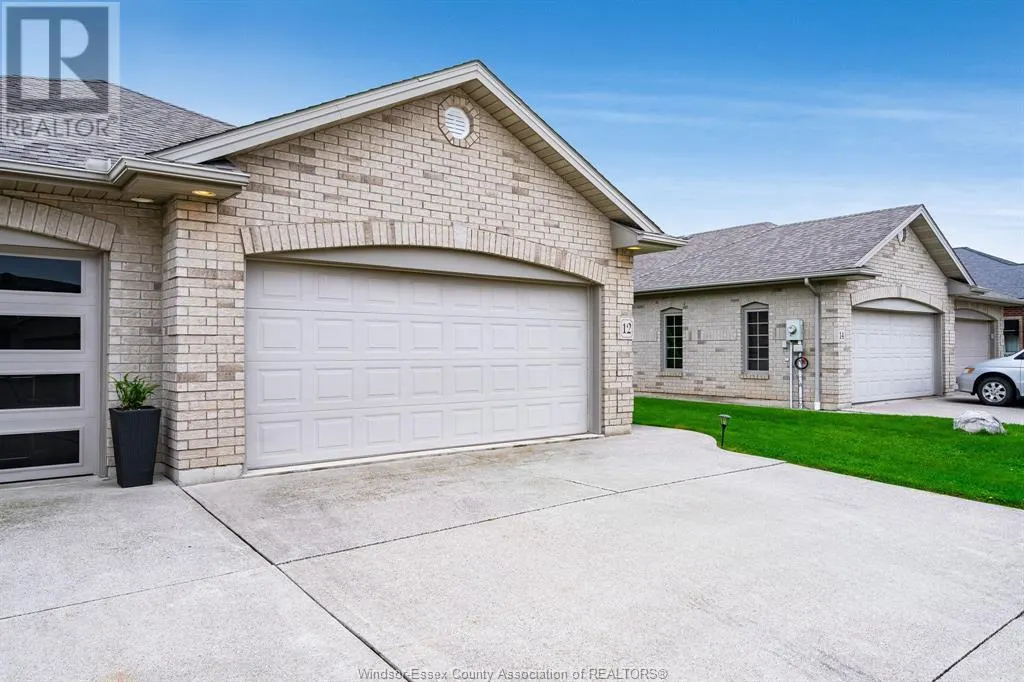 12 LEONARD DRIVE