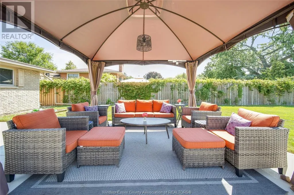 12227 CEDARWOOD DRIVE