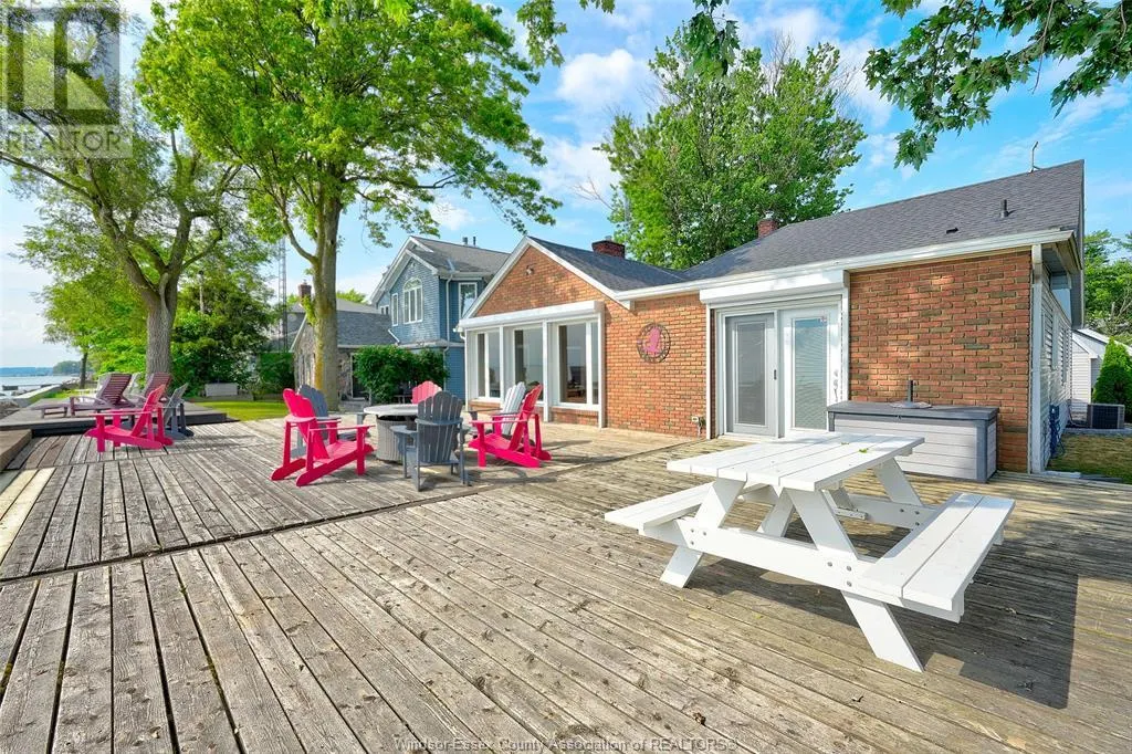 704 POINT PELEE DRIVE