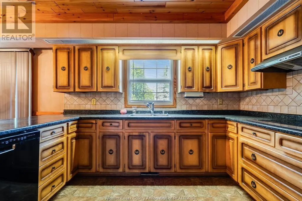 8725 RICHARDSON Sideroad